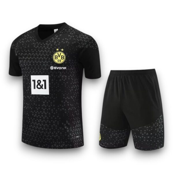 Conjunto BVB 2023-2024 Visitante – Entrenamiento