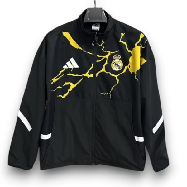 Chaqueta Real Madrid x Marvel – Cortavientos